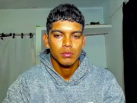 Snapshot of theMyke101 chatting on 21, 4, 2026 theMyke101 online show from 21, 4, 2026