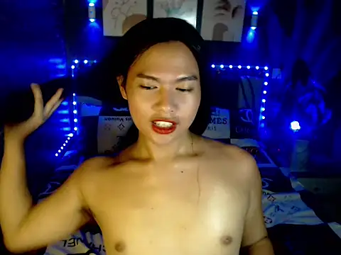 Snapshot of fallinLunaxX chatting on 16, 5, 2026 fallinLunaxX online show from 16, 5, 2026