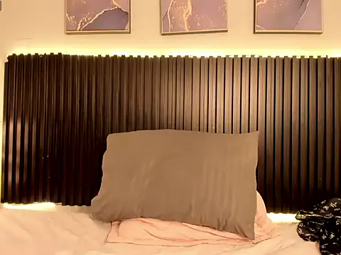 Julieta Slav3 online show from 16, 1, 2026