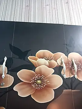 Snapshot of tulip-bae chatting on 12, 10, 2025 tulip-bae online show from 12, 10, 2025