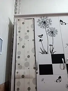 Snapshot of tulip-bae chatting on 5, 11, 2025 tulip-bae online show from 5, 11, 2025