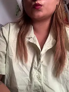 Snapshot of hottylover03 chatting on 16, 10, 2025 hottylover03 online show from 16, 10, 2025