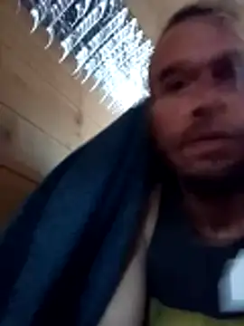 Snapshot of LetMeLiqU chatting on 24, 3, 2026 LetMeLiqU online show from 24, 3, 2026