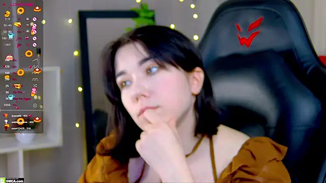 Kelly foox online show from 4, 12, 2025