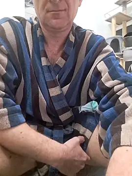 Snapshot of Vintermelon2 chatting on 14, 2, 2026 Vintermelon2 online show from 14, 2, 2026