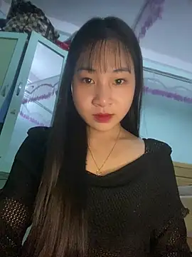 Snapshot of banlinh004 chatting on 12, 1, 2026 banlinh004 online show from 12, 1, 2026