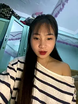 Snapshot of banlinh004 chatting on 17, 1, 2026 banlinh004 online show from 17, 1, 2026