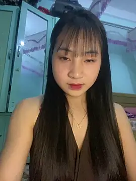 Snapshot of banlinh004 chatting on 7, 3, 2026 banlinh004 online show from 7, 3, 2026