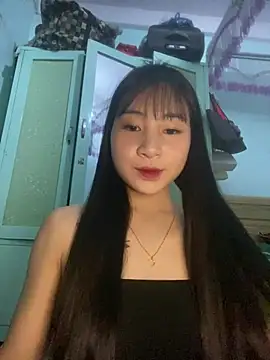 Snapshot of banlinh004 chatting on 23, 3, 2026 banlinh004 online show from 23, 3, 2026