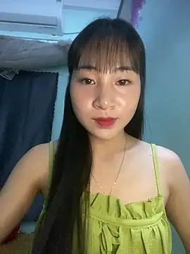 Snapshot of banlinh004 chatting on 5, 5, 2026 banlinh004 online show from 5, 5, 2026