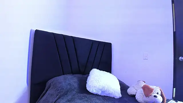 ValeStone online show from 2, 12, 2025