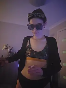 lonely Cosplay chick online show from 7, 11, 2025