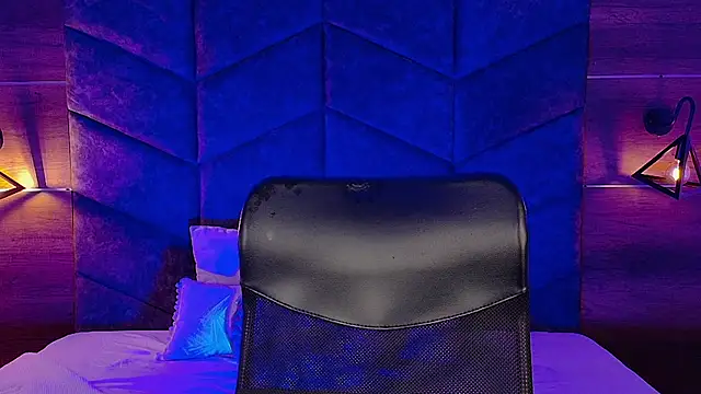 Snapshot of LiamThunder05_ chatting on 28, 10, 2025 LiamThunder05 online show from 28, 10, 2025