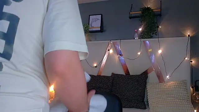 Snapshot of LiamThunder05_ chatting on 5, 12, 2025 LiamThunder05 online show from 5, 12, 2025