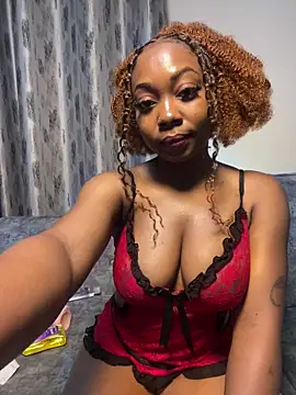 Snapshot of cocoluvx chatting on 4, 2, 2026 cocoluvx online show from 4, 2, 2026