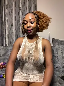 Snapshot of cocoluvx chatting on 6, 2, 2026 cocoluvx online show from 6, 2, 2026