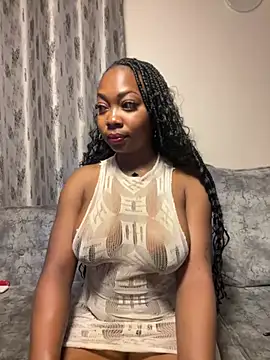 Snapshot of cocoluvx chatting on 27, 2, 2026 cocoluvx online show from 27, 2, 2026