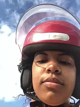 Lorennapires online show from 15, 10, 2025