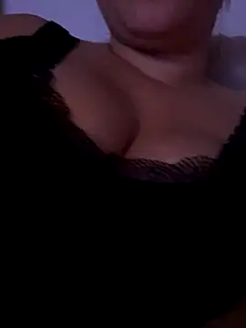 Daiana Andra online show from 11, 11, 2025