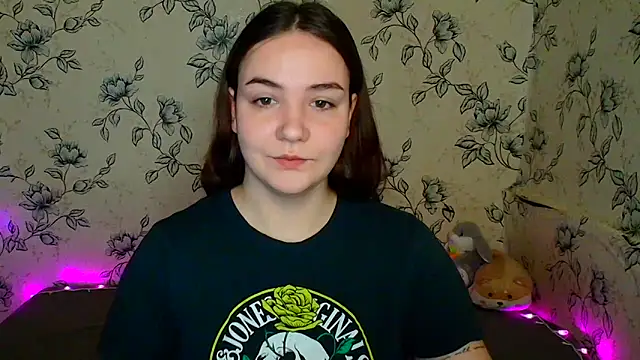 Snapshot of OliviaMontgommery chatting on 15, 4, 2026 OliviaMontgommery online show from 15, 4, 2026