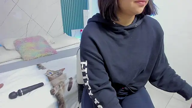 Elfa-Diamond online show from 19, 12, 2025