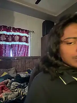 Ujjwallkumar0069 online show from 6, 4, 2026