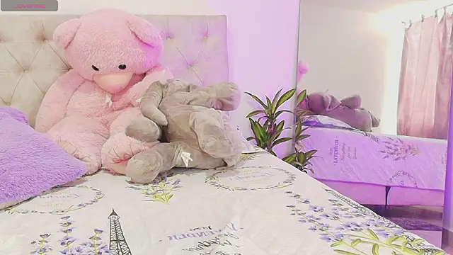 Snapshot of SoofiKiss chatting on 11, 3, 2026 SoofiKiss online show from 11, 3, 2026