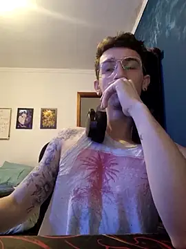 Snapshot of SweetGoodBoy22 chatting on 8, 10, 2025 SweetGoodBoy22 online show from 8, 10, 2025