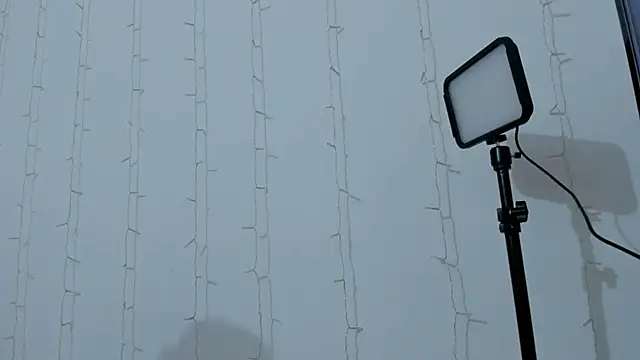 lili latina47 online show from 28, 10, 2025