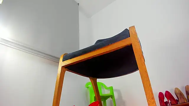 Velourmuse online show from 2, 3, 2026