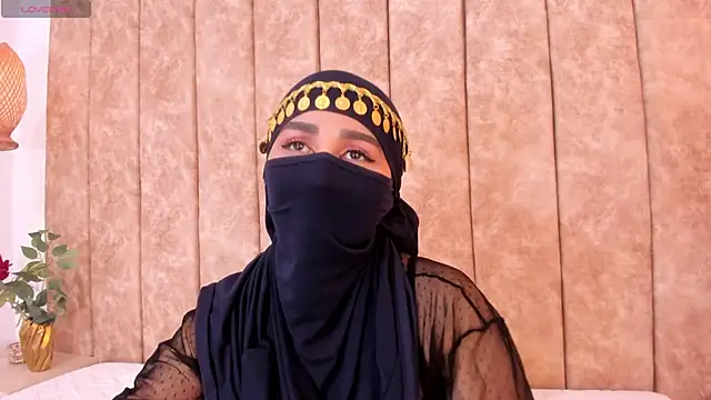 Snapshot of _alishaa_c chatting on 15, 11, 2025 alishaa c online show from 15, 11, 2025