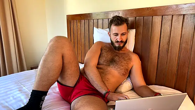 Snapshot of mrmaxiy chatting on 17, 4, 2026 mrmaxiy online show from 17, 4, 2026