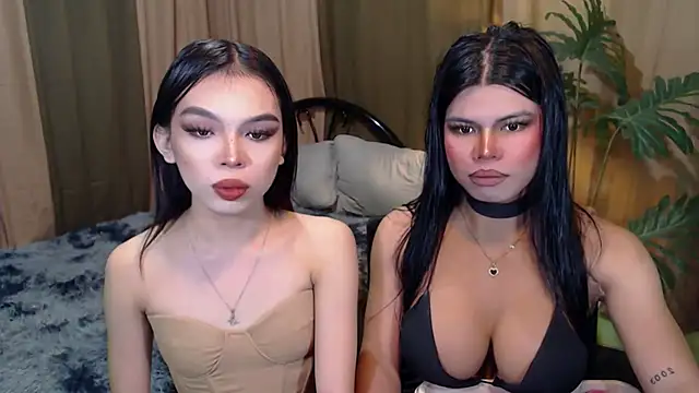 Snapshot of TWINKTRANSSHANEL chatting on 17, 10, 2025 TWINKTRANSSHANEL online show from 17, 10, 2025