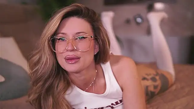 Snapshot of AvaMaddisson chatting on 11, 3, 2026 AvaMaddisson online show from 11, 3, 2026