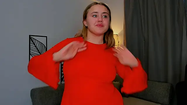 Snapshot of SweetRush chatting on 11, 10, 2025 SweetRush online show from 11, 10, 2025