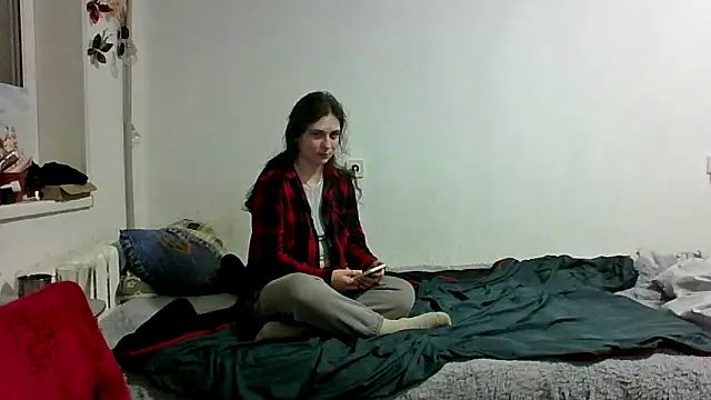 Snapshot of Twolatte1520 chatting on 20, 3, 2026 Twolatte1520 online show from 20, 3, 2026