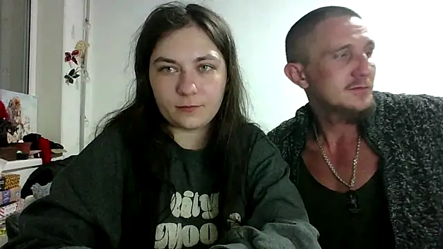 Snapshot of Twolatte1520 chatting on 15, 4, 2026 Twolatte1520 online show from 15, 4, 2026