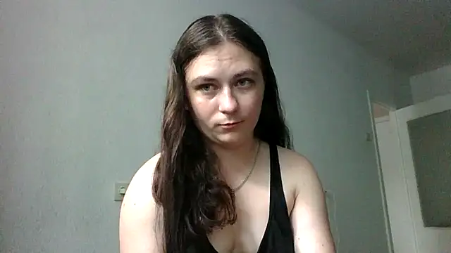 Snapshot of Twolatte1520 chatting on 10, 6, 2026 Twolatte1520 online show from 10, 6, 2026