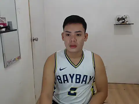 Snapshot of Lloyd_Walton chatting on 4, 12, 2025 Lloyd Walton online show from 4, 12, 2025