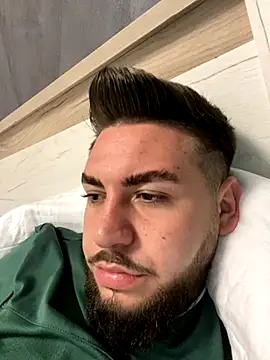 MilanYaman online show from 10, 10, 2025