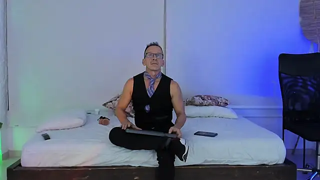  axelking  online show from 15, 11, 2025