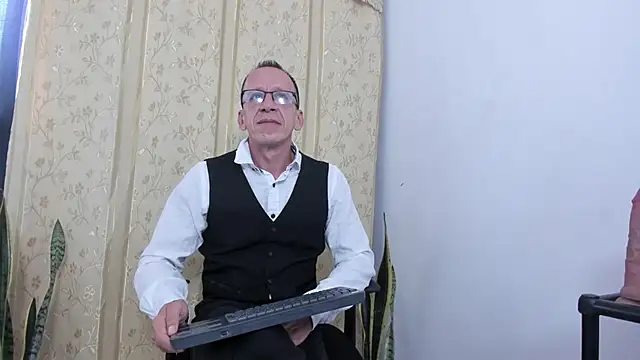  axelking  online show from 14, 4, 2026