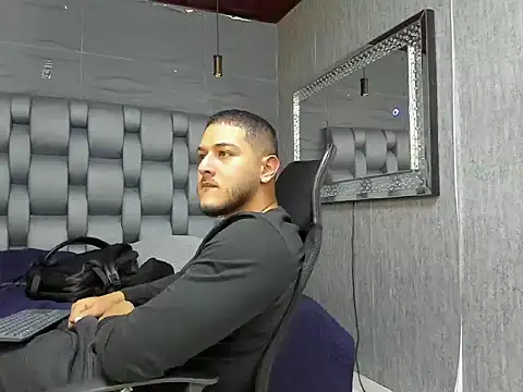 jasonshaw25 online show from 10, 10, 2025