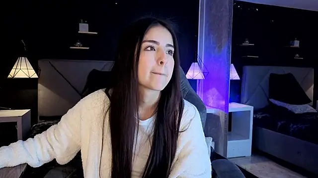 giapearl25 online show from 3, 11, 2025