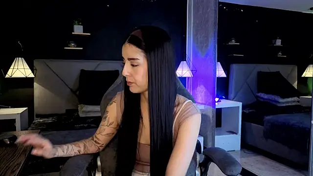 giapearl25 online show from 19, 11, 2025