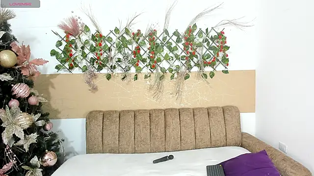 iisabella09 online show from 18, 12, 2025