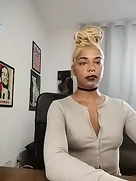 Helenoir online show from 16, 4, 2026