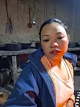 miomio-12 online show from 29, 11, 2025