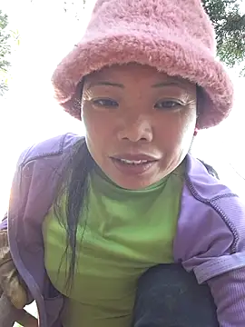 miomio-12 online show from 15, 12, 2025