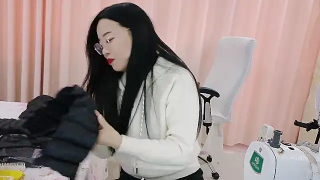 Snapshot of CCOO520 chatting on 9, 11, 2025 CCOO520 online show from 9, 11, 2025